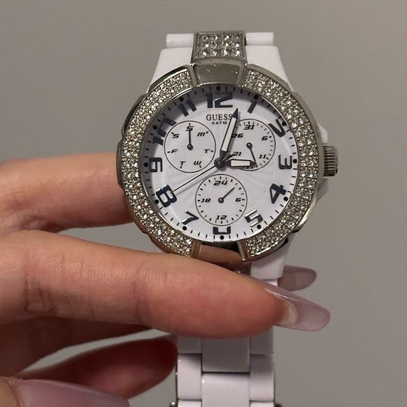 Brand New Guess Watch! - Picture 3 of 5